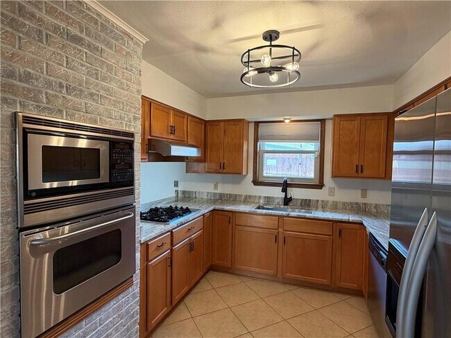 Foto del edificio - 4840 Rye St