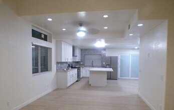 Building Photo - 1287 Marbella Ct