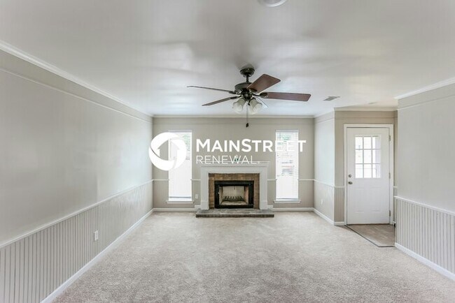 Building Photo - 3 Bedroom Pet-Friendly Home in Memphis, TN...