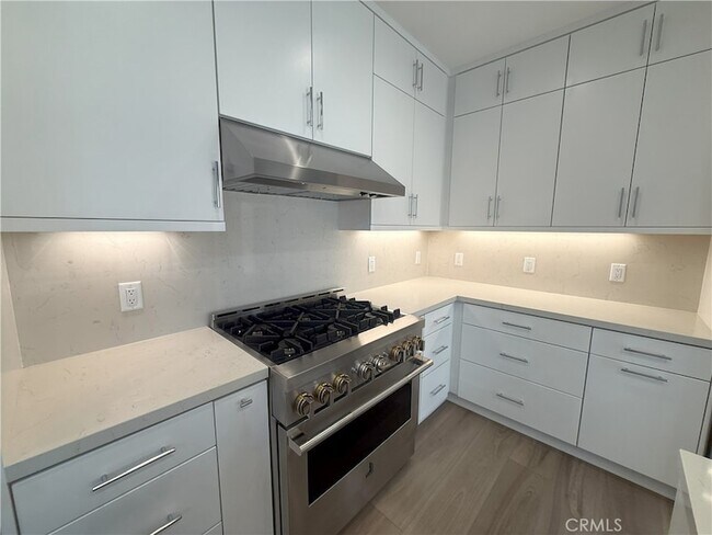 Foto del edificio - 624 McFadden St