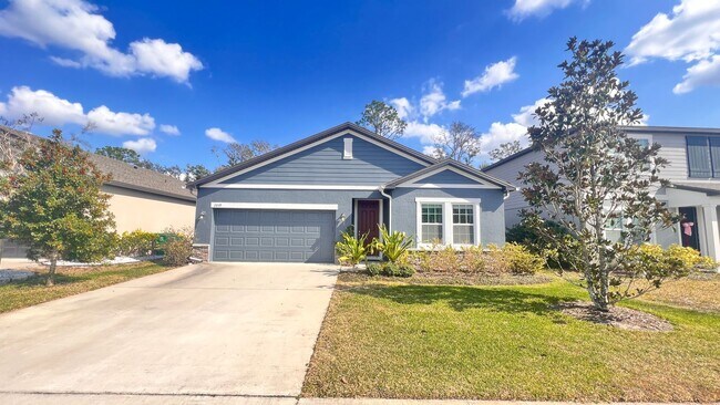 Foto del edificio - Charming 3-Bedroom Home in Deland – Pet-Fr...
