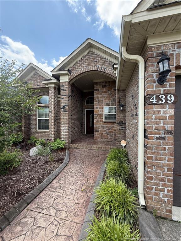 Foto del edificio - 439 W Summerchase Dr