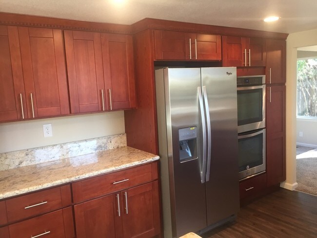 Building Photo - 60 Mt Tamalpais Pl