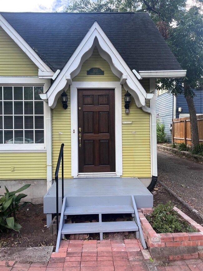 Foto del edificio - 507 Harris Ave