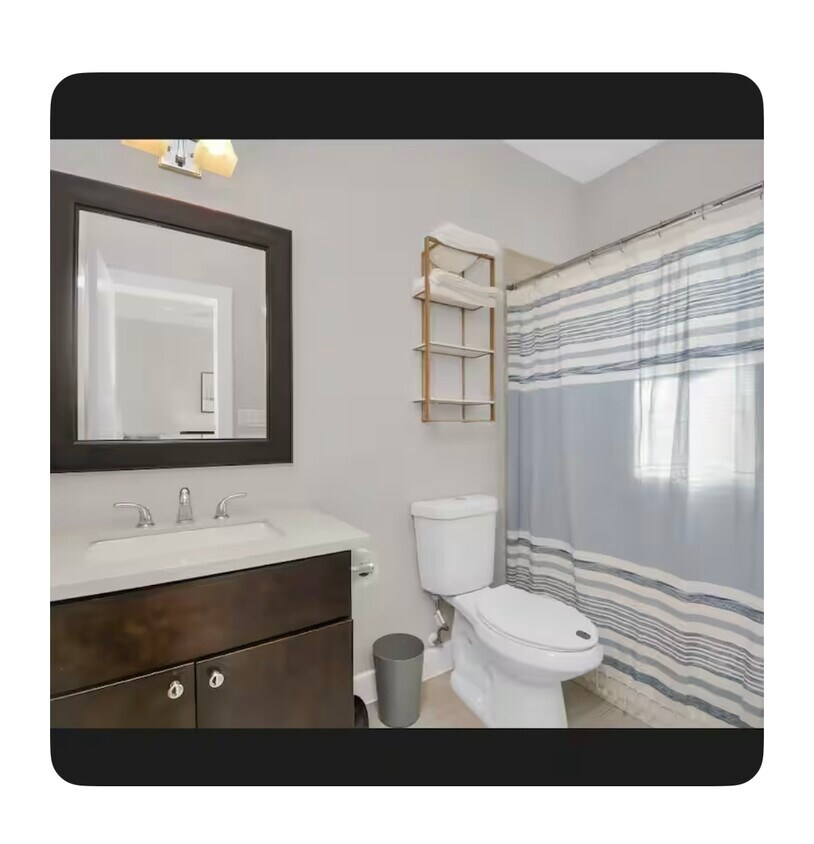 Foto principal - 3812 Leeland St
