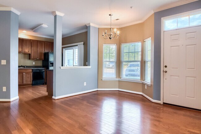Foto del edificio - 3 Bedroom condo in Raleigh
