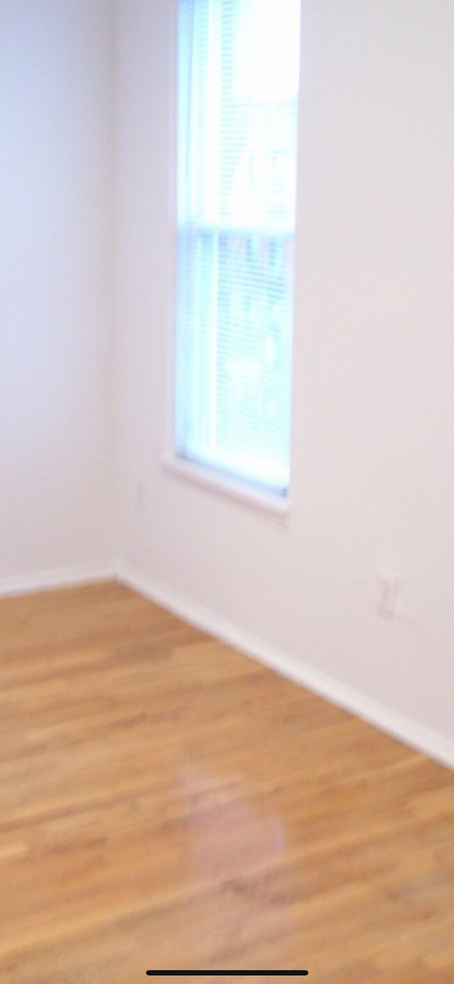 Foto del edificio - 1038 Willow Ave