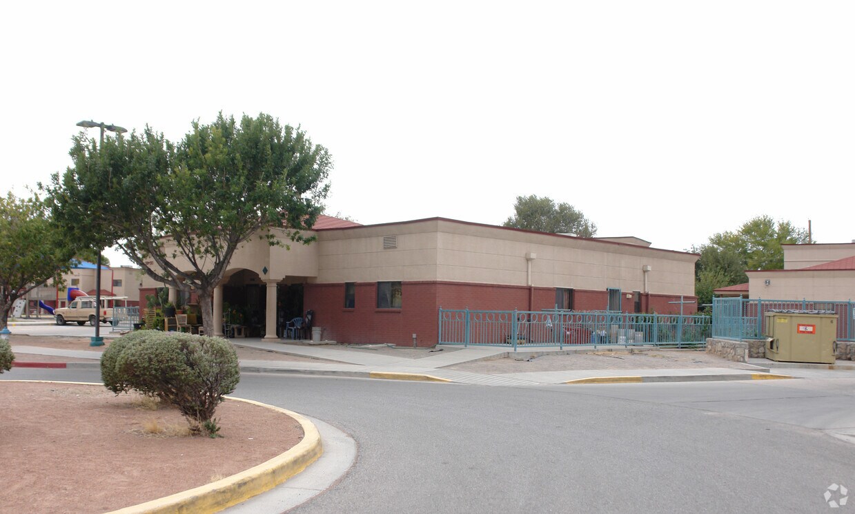Kennedy Brothers Memorial Apartments in El Paso, TX