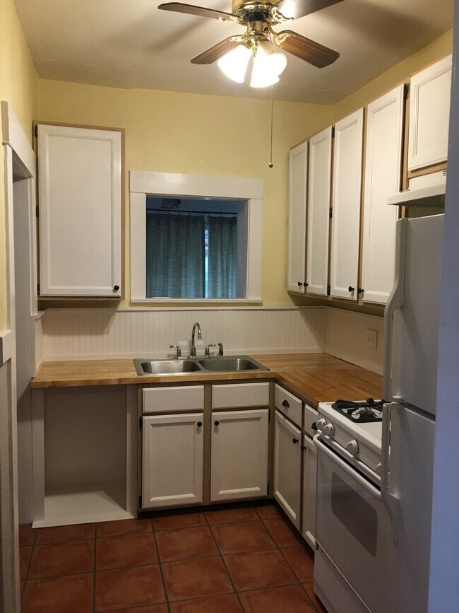 Foto del edificio - 734 E Drachman St
