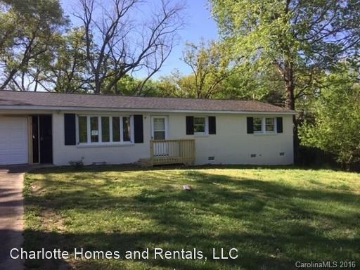Primary Photo - 2116 Tarlton Dr