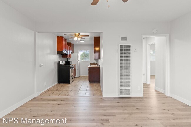 Building Photo - 1 br, 1 bath Apartment - 621 Cerritos Aven...