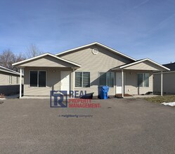 Building Photo - 1592 Zener St
