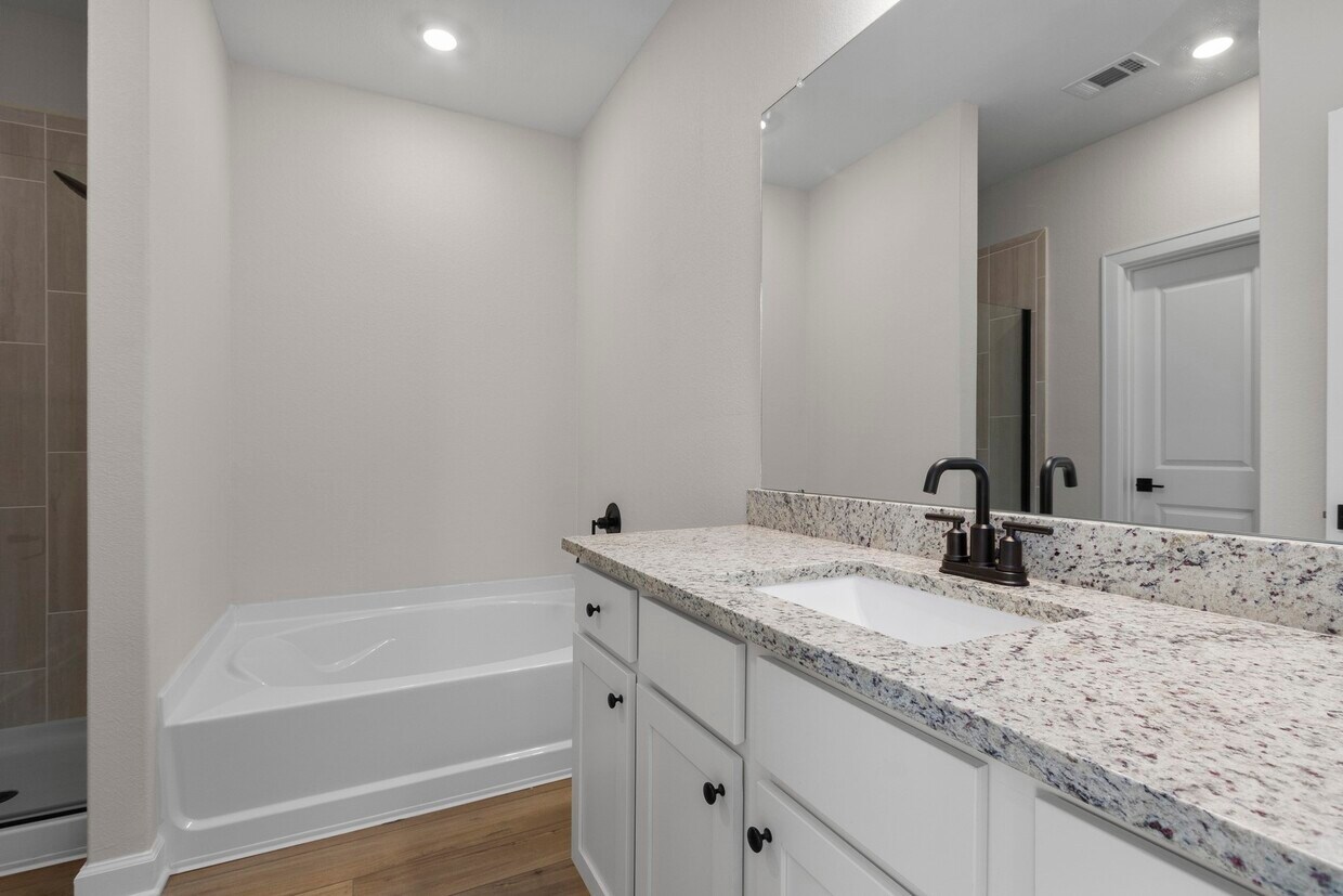 Building Photo - 1126 Campside Dr