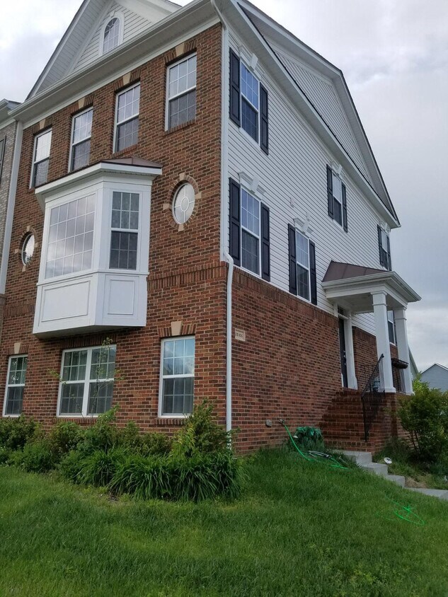 Foto del edificio - 25100 Croxley Green Square