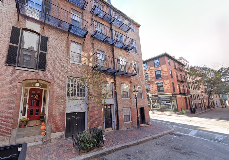 Building Photo - 84 Myrtle St