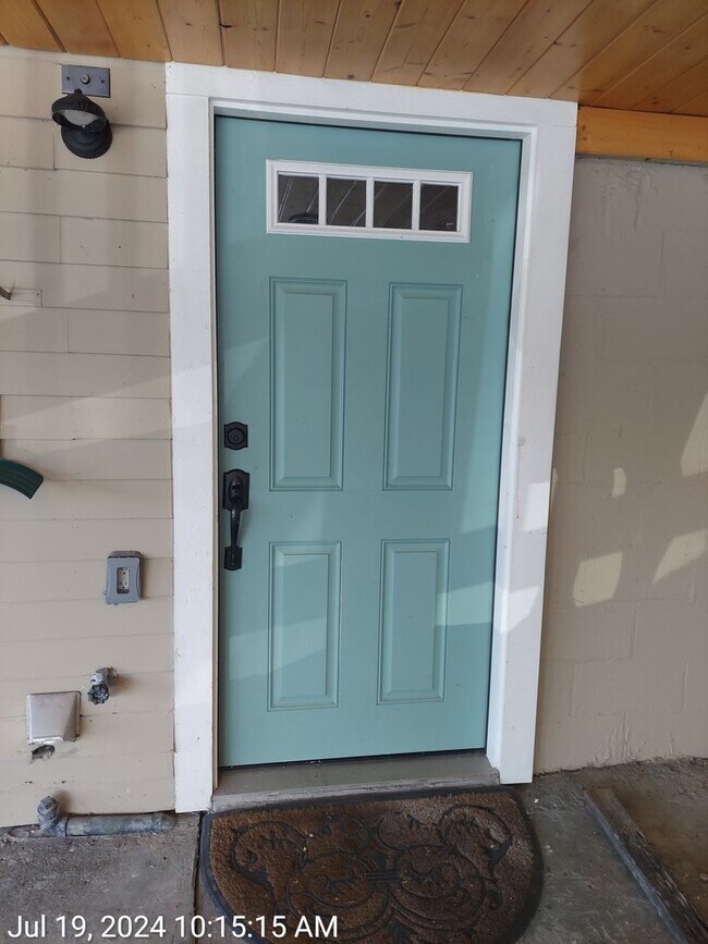 Foto del edificio - Three Tree Point home for rent - Must see ...