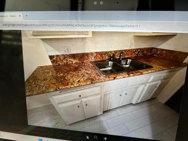 Photo - 1313 S Bundy Dr Apartment