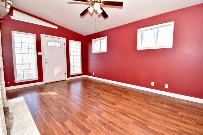 Foto del edificio - 2 Bed 1 Bath House in Ruston