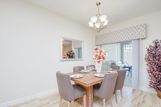 Foto del edificio - 4807 Brier Rose Ln