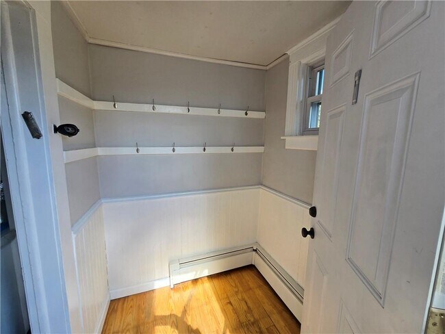 Foto del edificio - 1019 Victory Hwy