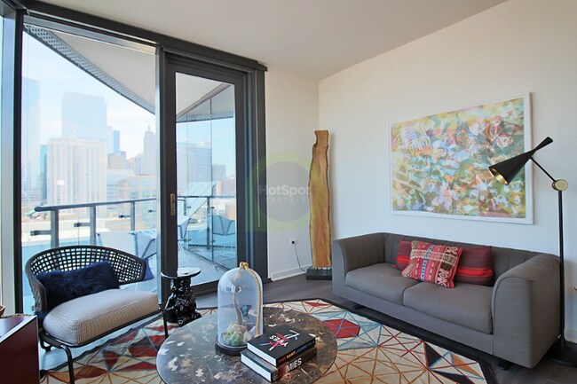 Building Photo - 171 W Couch Pl