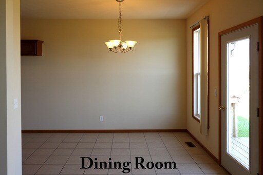 Building Photo - 678 Ballymore Rd