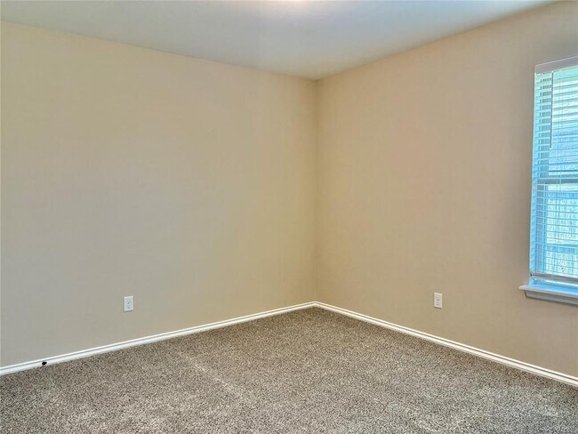 Foto del edificio - 709 SW 149th Pl