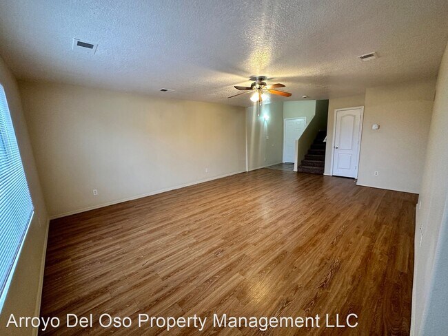 Foto del edificio - 4 br, 2.5 bath House - 760 Bear Grass Cour...