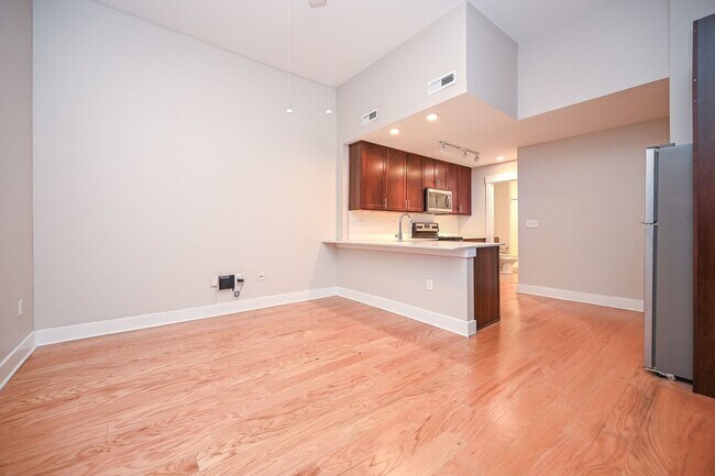 Foto del edificio - 515 E. 12th Street