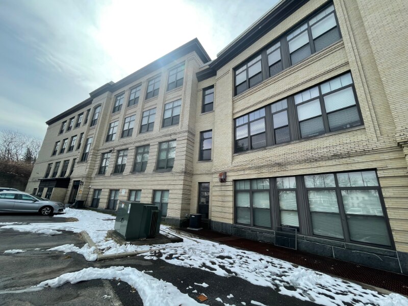 11 Fremont St Unit 408, Gloversville, NY 12078 Room for Rent in