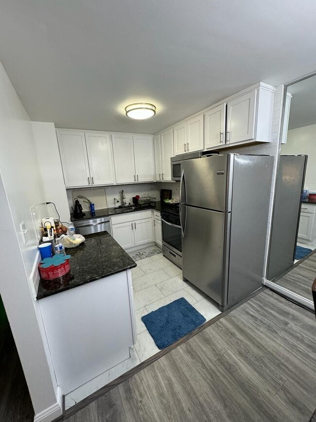 Photo - 401 N Armistead St Apartment