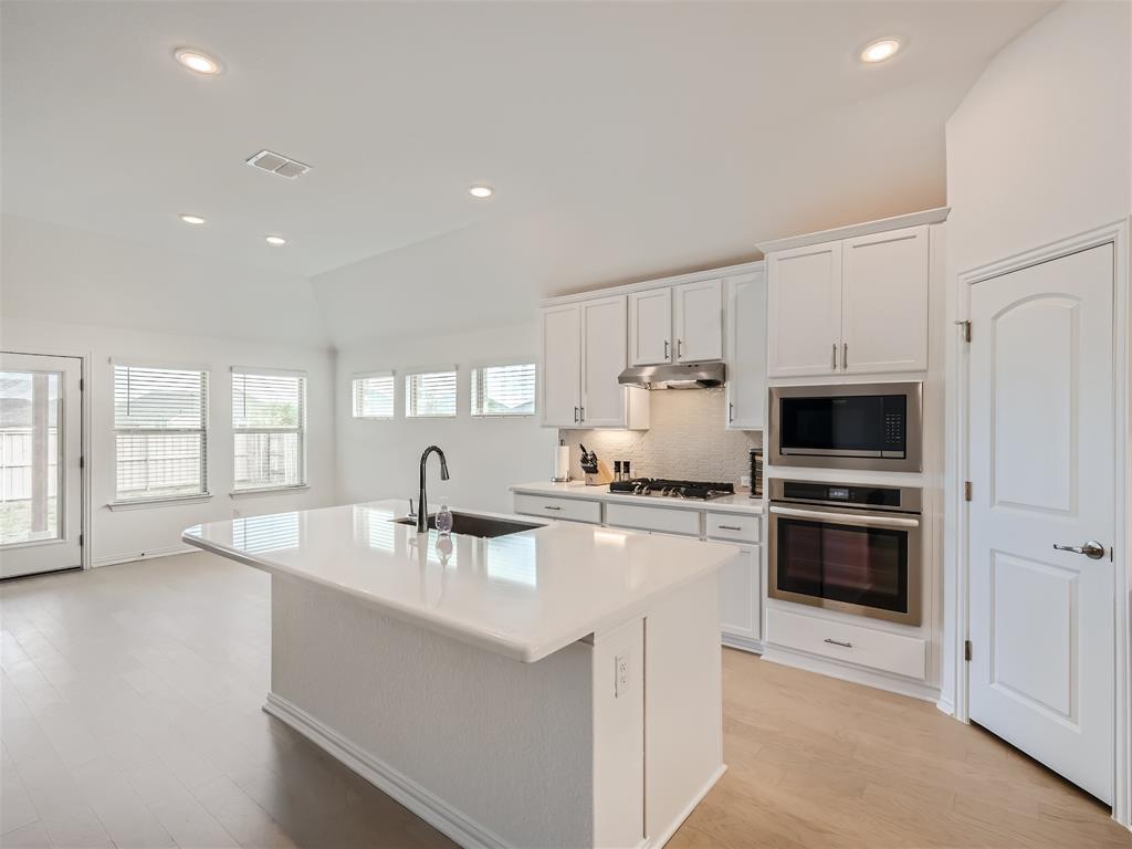 Foto principal - 140 Periwinkle Ln