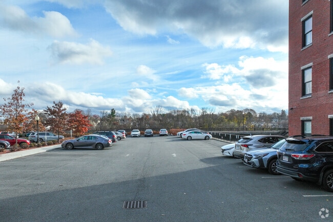Parking Lot - 200 Merrimack St