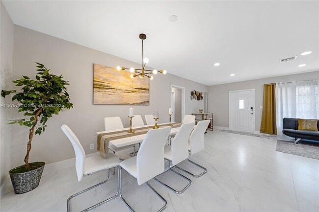 Building Photo - 241 Oceanic Ave