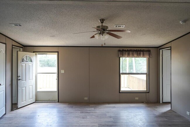 Building Photo - 6497 FM 244