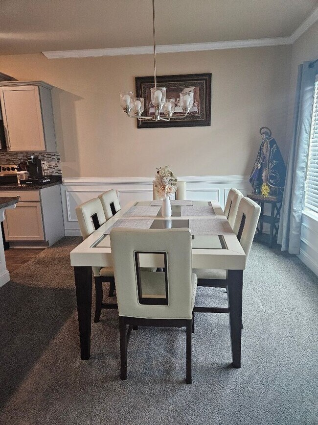 Building Photo - Charming 4 Bedroom Home in Hampton, GA – A...