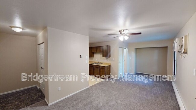 Photo - 7127 N Springboro Pike House