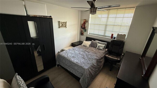 Building Photo - 4502 N Federal Hwy