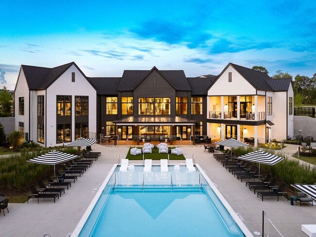 Building Photo - The Sinclair at Callaway Farm
