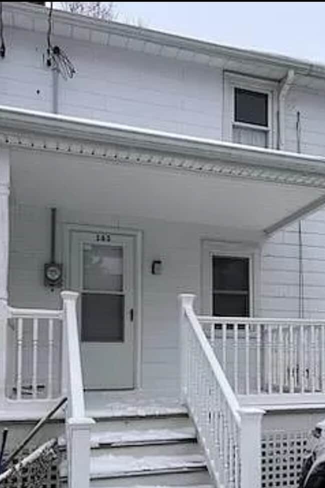 163 1st St, Oneida, PA 18242 Townhome Rentals in Oneida PA