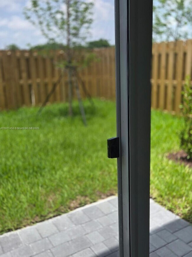 Foto del edificio - 17927 SW 358th St