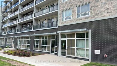 Building Photo - 275 Larch St