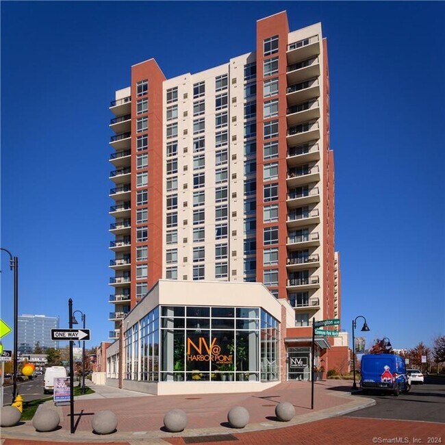 Foto del edificio - 100 North St