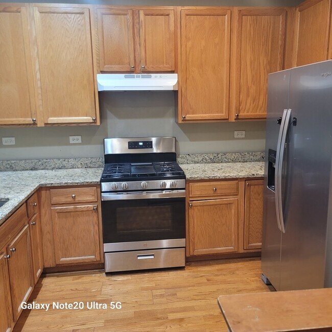 Foto del edificio - 961 Genesee Ct