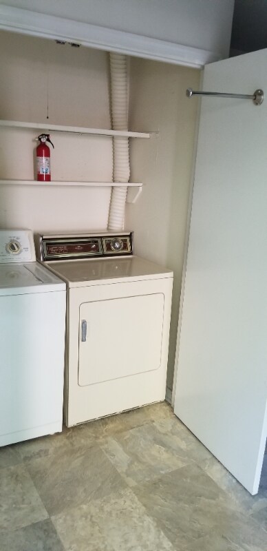 Foto del edificio - 5790 1st Landing Way