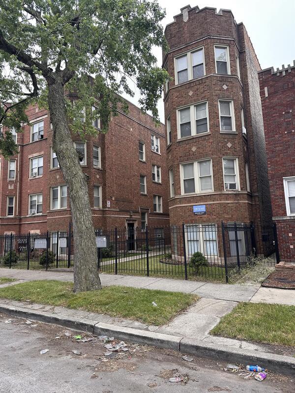 Foto del edificio - 7150 S Cornell Ave