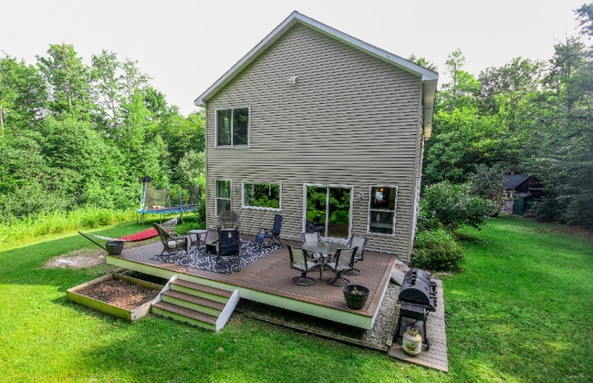 Building Photo - 1180 N Rd