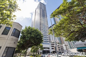 Building Photo - 876 Curtis St