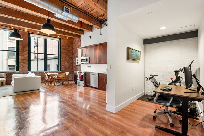 Building Photo - 49 Melcher St