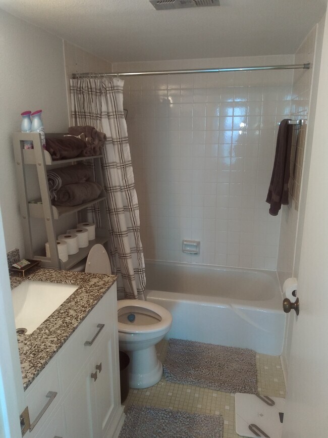 Foto del edificio - 2625 S Atlantic Ave